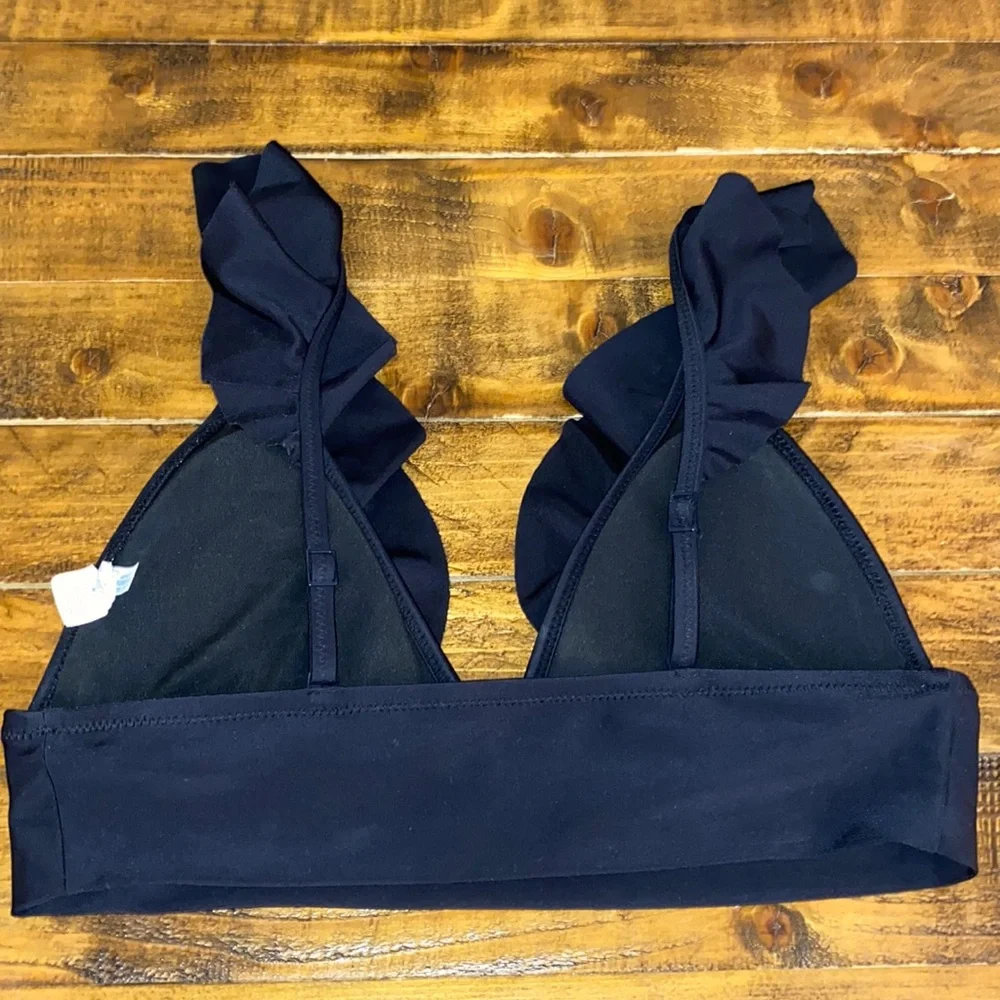 Size M‎ Triangle bikini top from Aerie - Picture 2 of 4